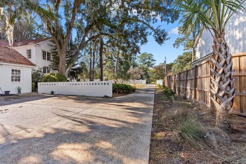 Tiny photo for 1545 Lee Avenue, Tallahassee, FL 32303 (MLS # 393819)