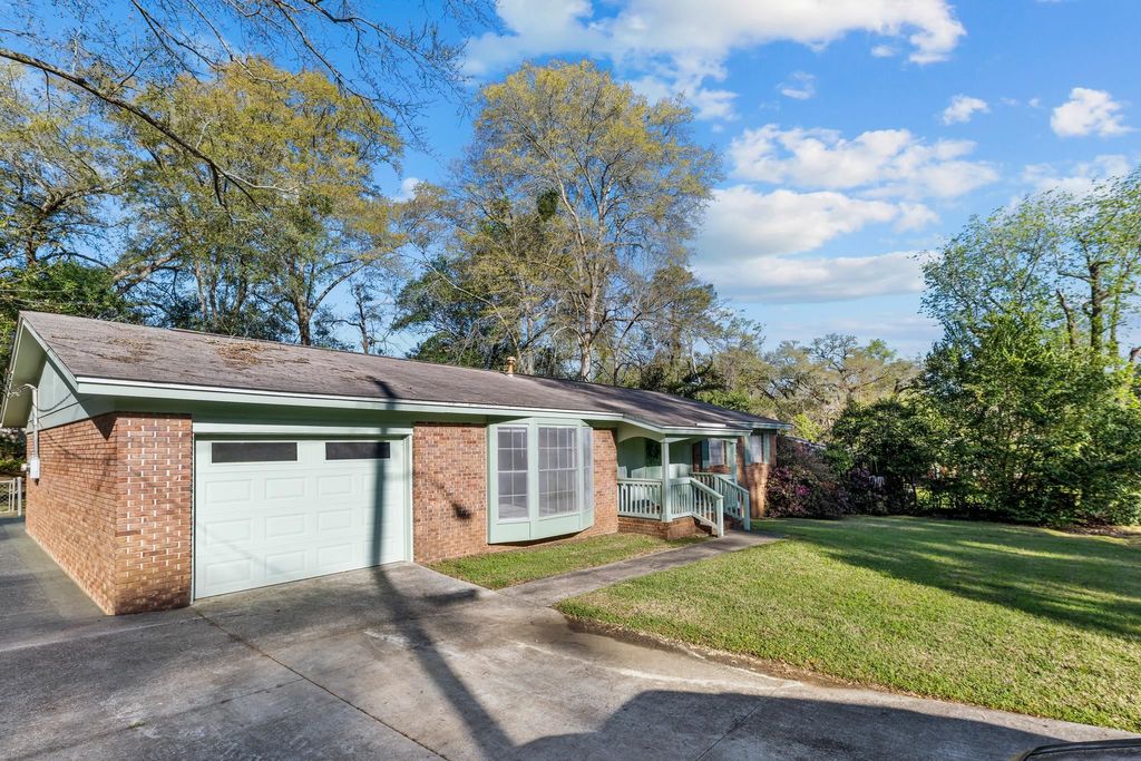 Photo of 1811 Medart Drive, Tallahassee, FL 32303 (MLS # 397614)