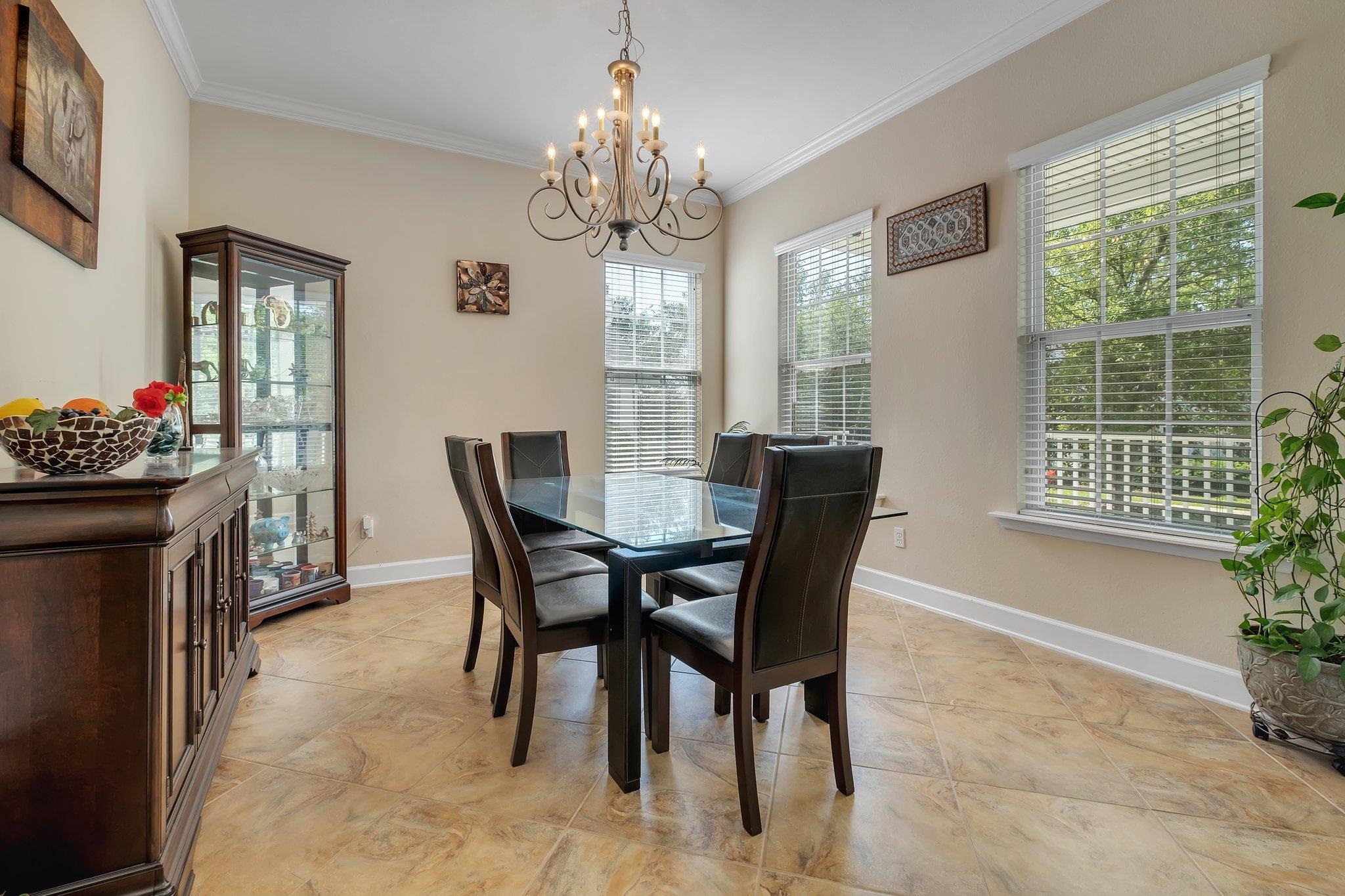2462 Goldenrod Way