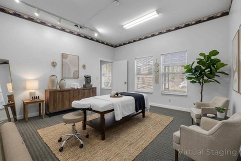 Tiny photo for 231 Lafayette Circle, Tallahassee, FL 32303 (MLS # 400988)