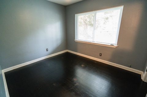 Tiny photo for 216 Edwards Street, Tallahassee, FL 32304 (MLS # 399599)