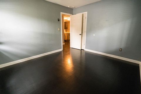 Tiny photo for 216 Edwards Street, Tallahassee, FL 32304 (MLS # 399599)