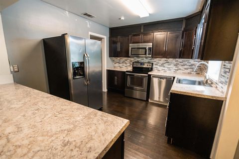 Tiny photo for 216 Edwards Street, Tallahassee, FL 32304 (MLS # 399599)