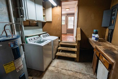 Tiny photo for 216 Edwards Street, Tallahassee, FL 32304 (MLS # 399599)