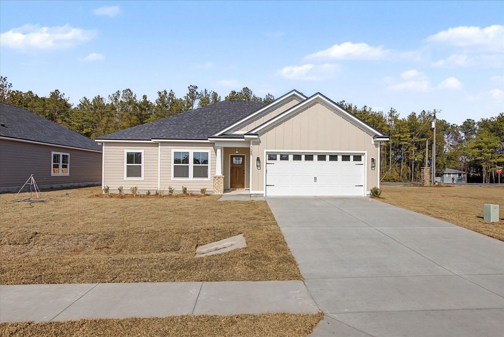 Photo of 128 Divine Loop, Crawfordville, FL 32327 (MLS # 397817)