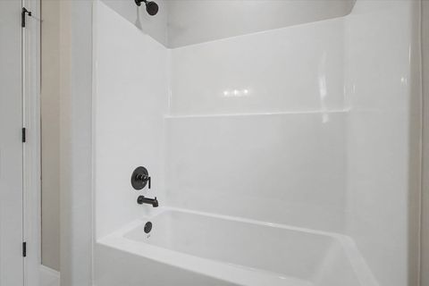 Tiny photo for 128 Divine Loop, Crawfordville, FL 32327 (MLS # 397817)