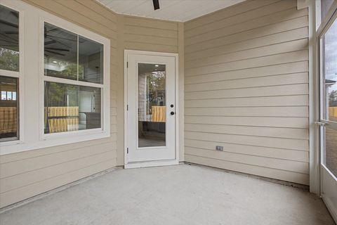 Tiny photo for 128 Divine Loop, Crawfordville, FL 32327 (MLS # 397817)