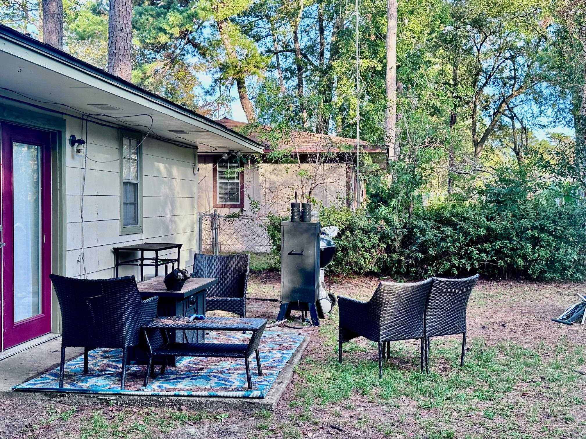 255 N VILLAS CT 1