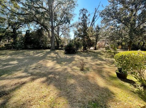 Tiny photo for 2949 Shamrock St N #3 St, Tallahassee, FL 32309 (MLS # 397033)