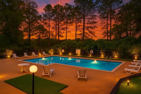 Photo of 422 Westwood Drive, Tallahassee, FL 32304 (MLS # 391780)