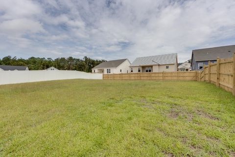 Tiny photo for 2496 MOUNT VERNON LANE Ln, Tallahassee, FL 32311 (MLS # 394298)