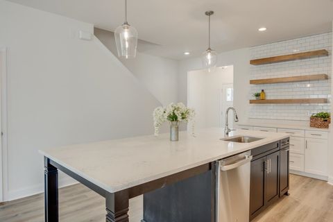 Tiny photo for 2496 MOUNT VERNON LANE Ln, Tallahassee, FL 32311 (MLS # 394298)