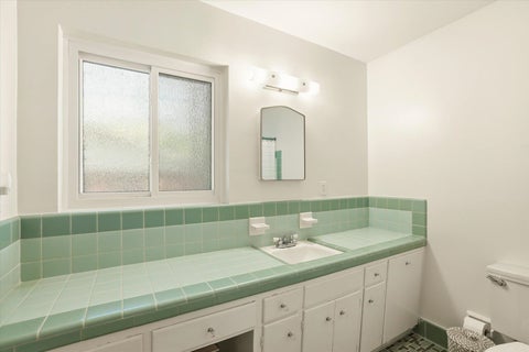 Tiny photo for 1312 Dillard Street, Tallahassee, FL 32308 (MLS # 402710)