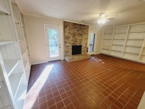 Tiny photo for 1832 Fernando Lane, Tallahassee, FL 32303 (MLS # 396767)