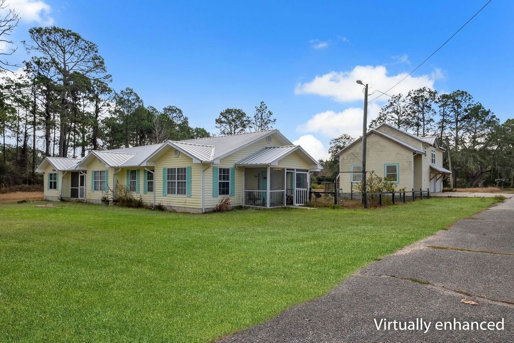 Photo of 1105 Gray Avenue, Carrabelle, FL 32322 (MLS # 395468)