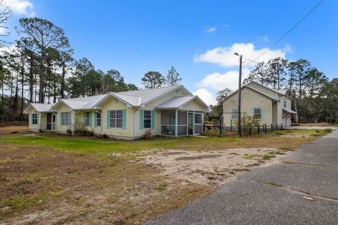 1105 Gray Avenue Carrabelle FL 32322