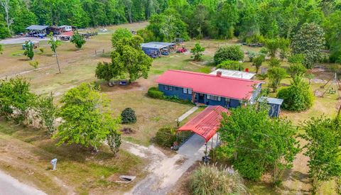 Tiny photo for 15356 SW Faircloth Road Road, Blountstown, FL 32424 (MLS # 399354)