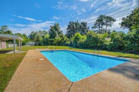 Tiny photo for 2613 Killarney Way, Tallahassee, FL 32309 (MLS # 394580)