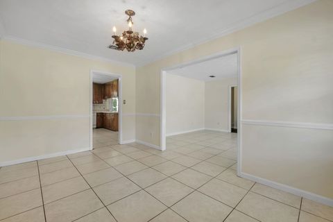 Tiny photo for 2613 Killarney Way, Tallahassee, FL 32309 (MLS # 394580)