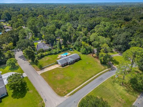 Tiny photo for 2613 Killarney Way, Tallahassee, FL 32309 (MLS # 394580)