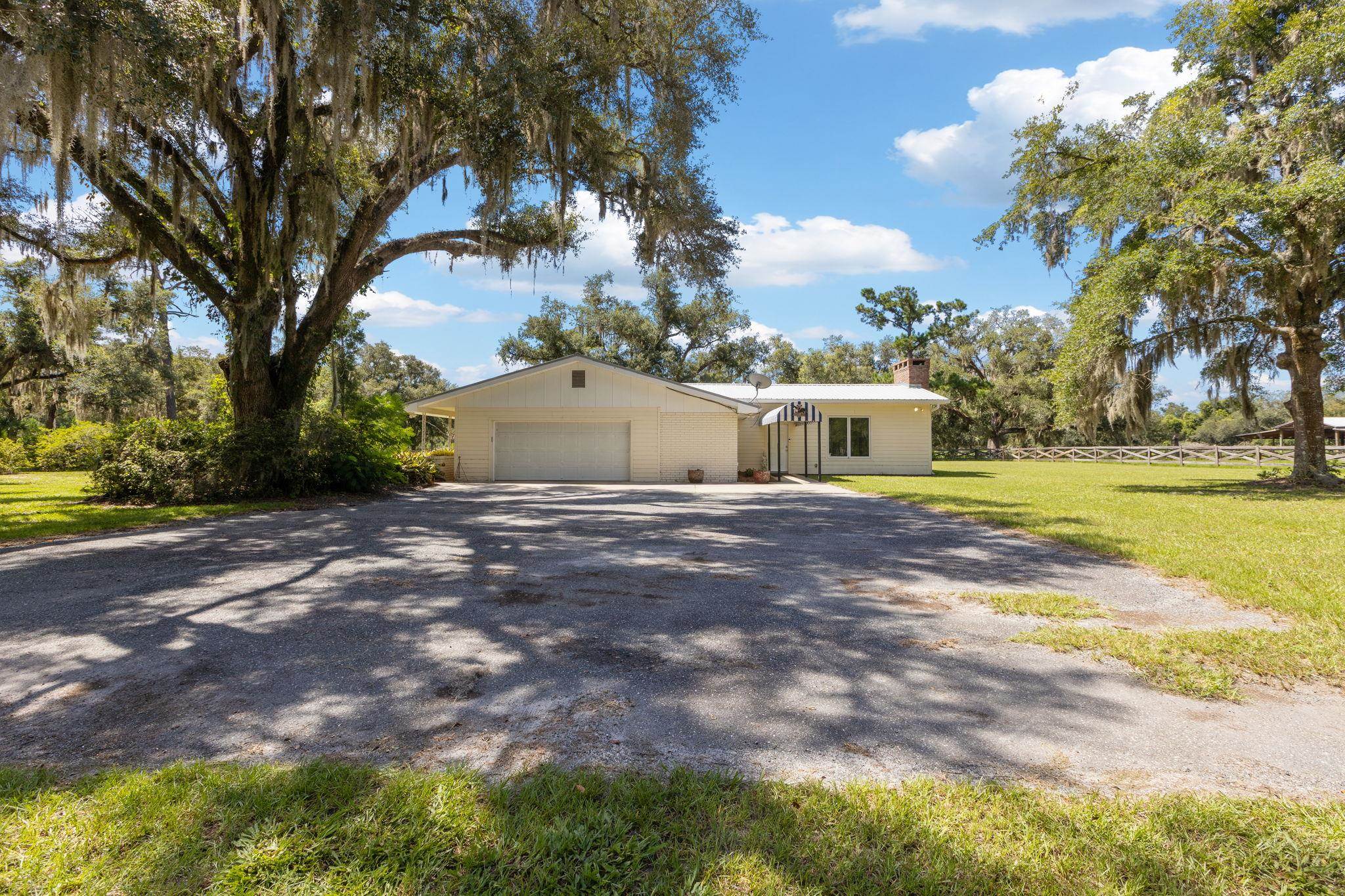 7885 Beach Rd