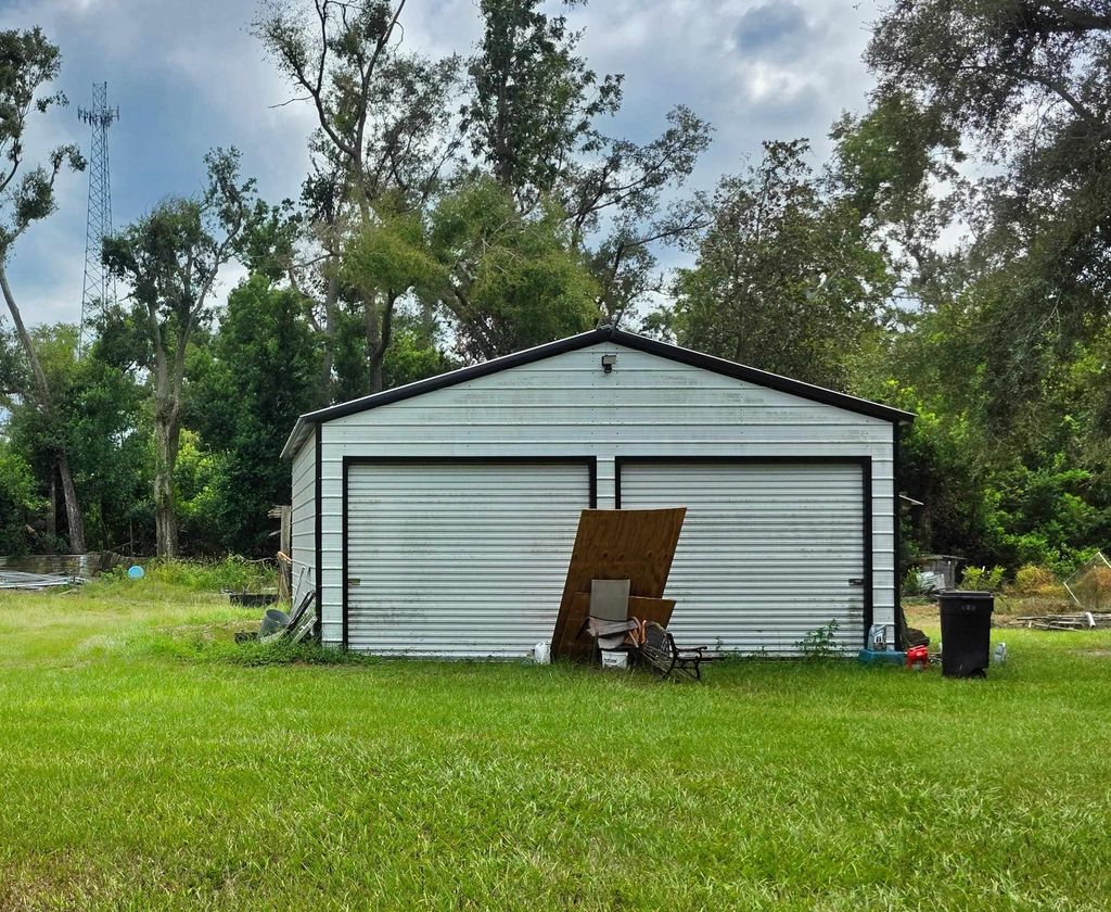 Photo of 7326 SE Farm Road, Lee, FL 32059 (MLS # 391069)