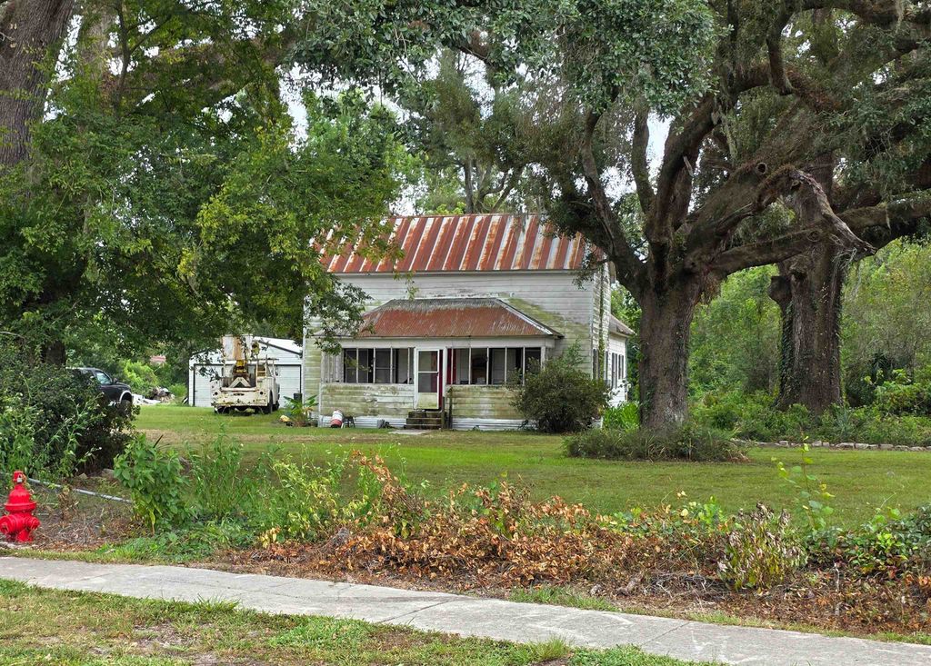 Photo of 7326 SE Farm Road, Lee, FL 32059 (MLS # 391069)