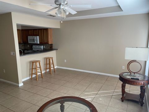 Tiny photo for 741 White Dr APT 22 Dr, Tallahassee, FL 32304 (MLS # 396388)