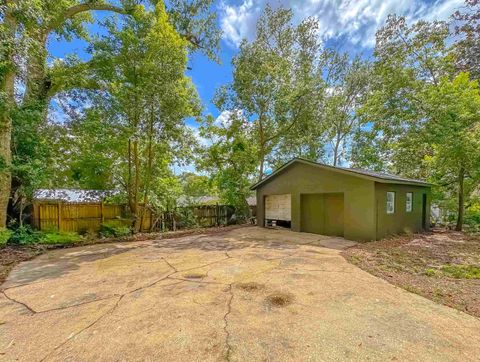 Tiny photo for 1751 Pepper Drive Dr, Tallahassee, FL 32304 (MLS # 393483)