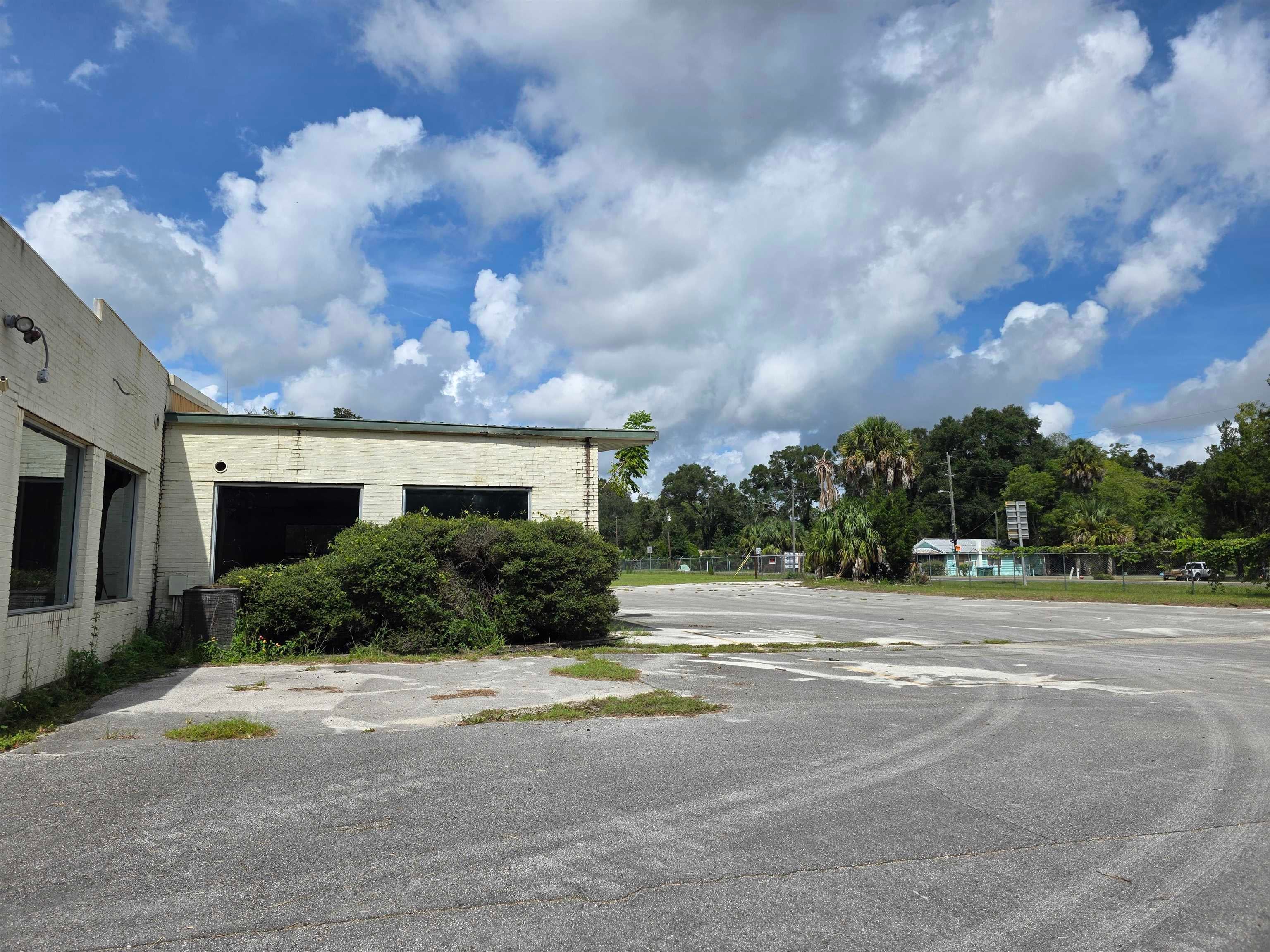 107 SW 4Th Avenue