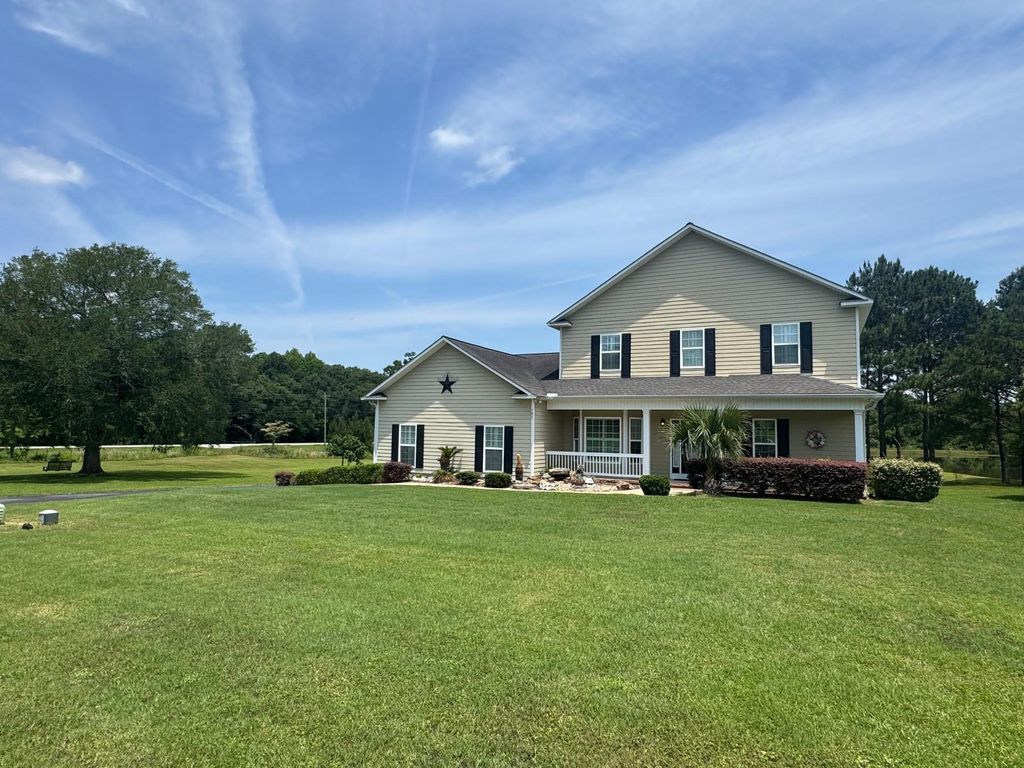 Photo of 101 Willow Ridge Circle, Thomasville, GA 31757 (MLS # 394715)
