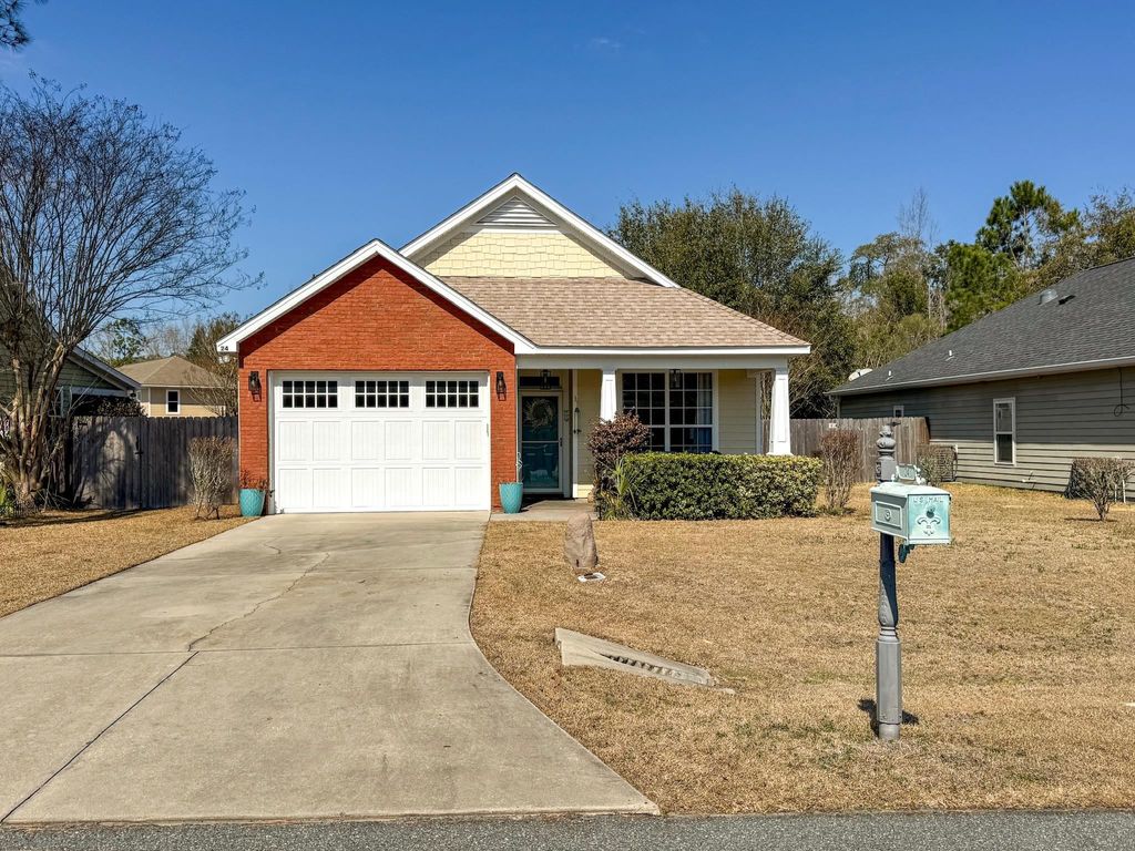 Photo of 24 Evening Star Dr Dr, Crawfordville, FL 32327 (MLS # 396121)