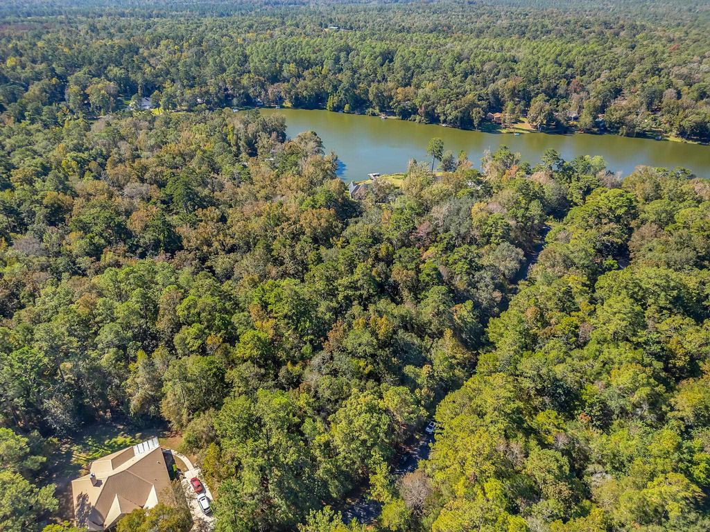 Photo of 90 Magnolia Court, Havana, FL 32333 (MLS # 392599)