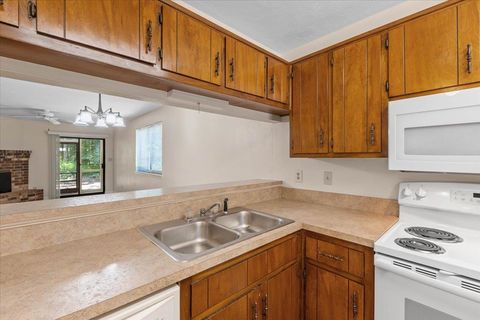 Tiny photo for 3208 Ginger B Drive #B, Tallahassee, FL 32308 (MLS # 397706)