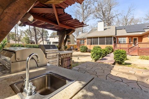 Tiny photo for 3194 Shamrock E Street, Tallahassee, FL 32309 (MLS # 396282)