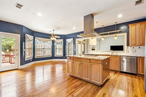 Tiny photo for 3194 Shamrock E Street, Tallahassee, FL 32309 (MLS # 396282)