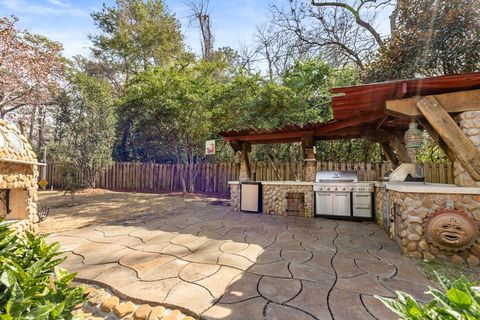 Tiny photo for 3194 Shamrock E Street, Tallahassee, FL 32309 (MLS # 396282)