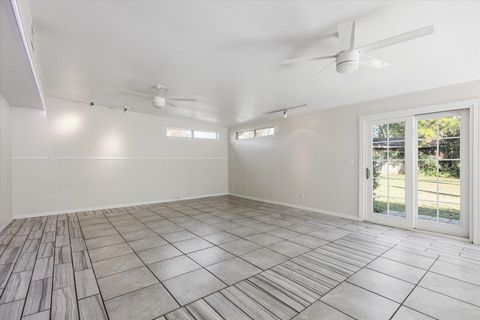 Tiny photo for 8821 N Pembroke Court, Tallahassee, FL 32311 (MLS # 394966)