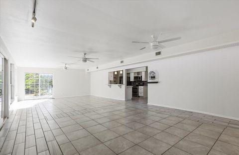 Tiny photo for 8821 N Pembroke Court, Tallahassee, FL 32311 (MLS # 394966)