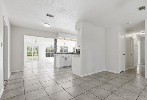 Tiny photo for 8821 N Pembroke Court, Tallahassee, FL 32311 (MLS # 394966)