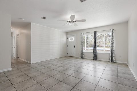 Tiny photo for 8821 N Pembroke Court, Tallahassee, FL 32311 (MLS # 394966)