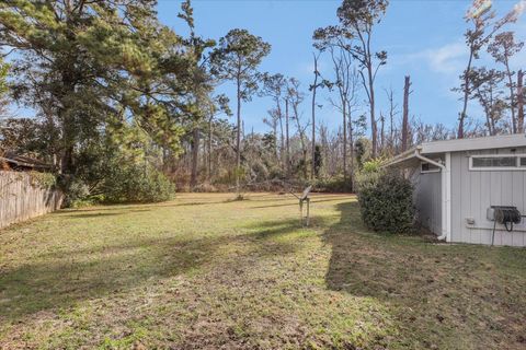 Tiny photo for 8821 N Pembroke Court, Tallahassee, FL 32311 (MLS # 394966)