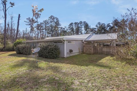 Tiny photo for 8821 N Pembroke Court, Tallahassee, FL 32311 (MLS # 394966)