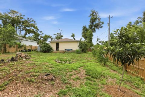 Tiny photo for 2501 MCELROY Street, Tallahassee, FL 32310 (MLS # 400616)