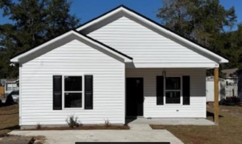 A home in Crawfordville