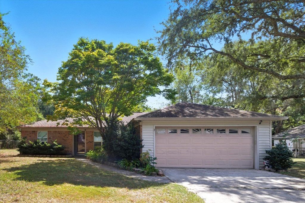 Photo of 2989 Teton Trail, Tallahassee, FL 32303 (MLS # 391454)