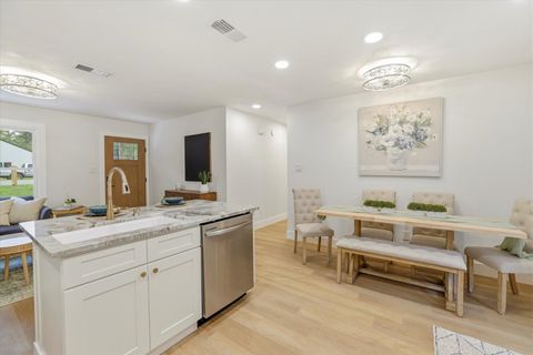 Tiny photo for 5701 Jodphur Court, Tallahassee, FL 32303 (MLS # 392807)