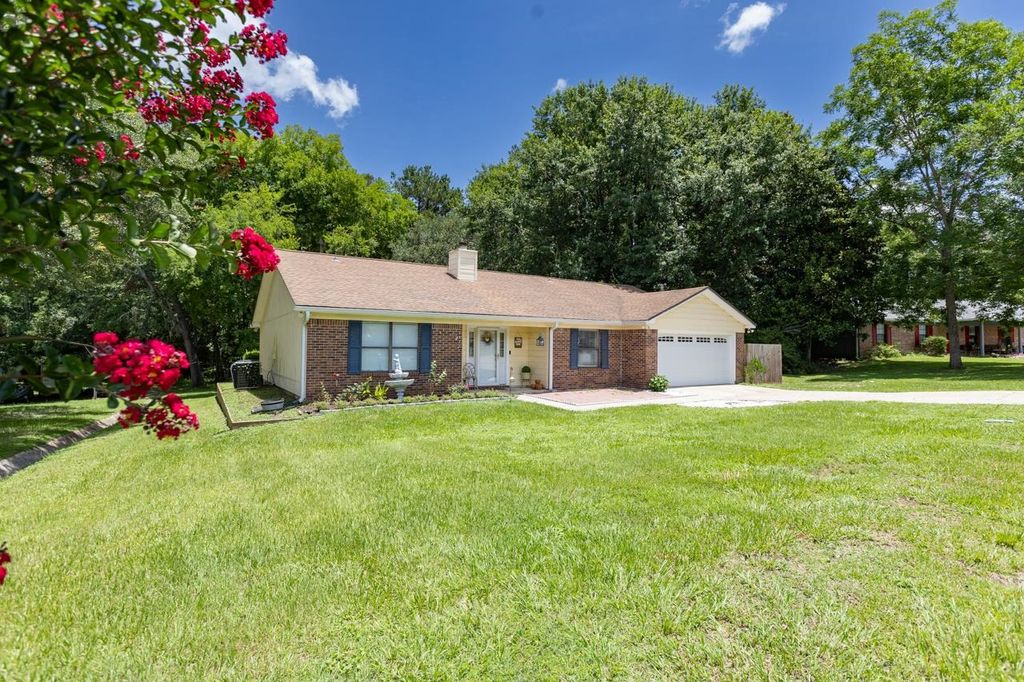 Photo of 4291 Rockingham Road, Tallahassee, FL 32303 (MLS # 387563)