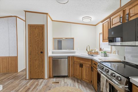 Tiny photo for 2111 Plantation Forest Drive, Tallahassee, FL 32317 (MLS # 395395)