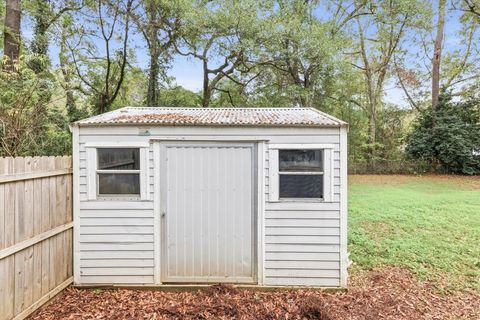 Tiny photo for 2111 Plantation Forest Drive, Tallahassee, FL 32317 (MLS # 395395)